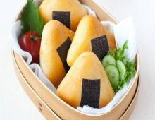 ขนมปังข้าวปั้นญี่ปุ่น